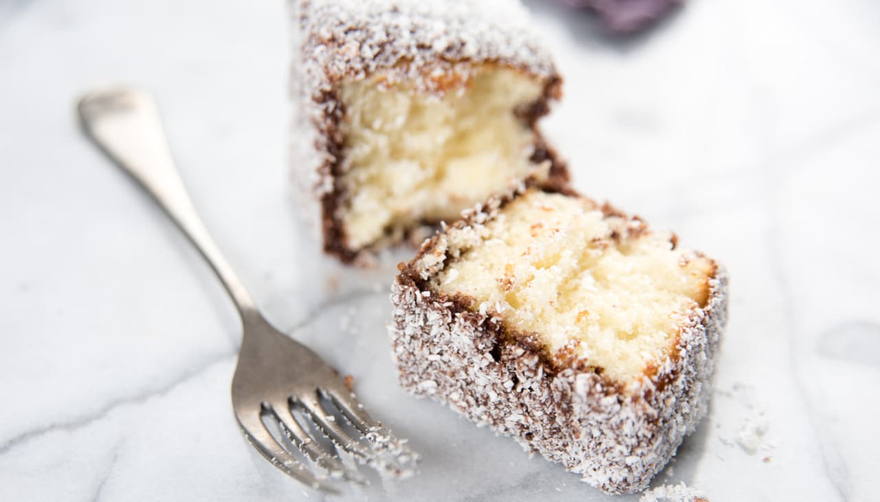 Todos los secretos para un pastel mojado de coco perfecto: desde la textura hasta la cobertura