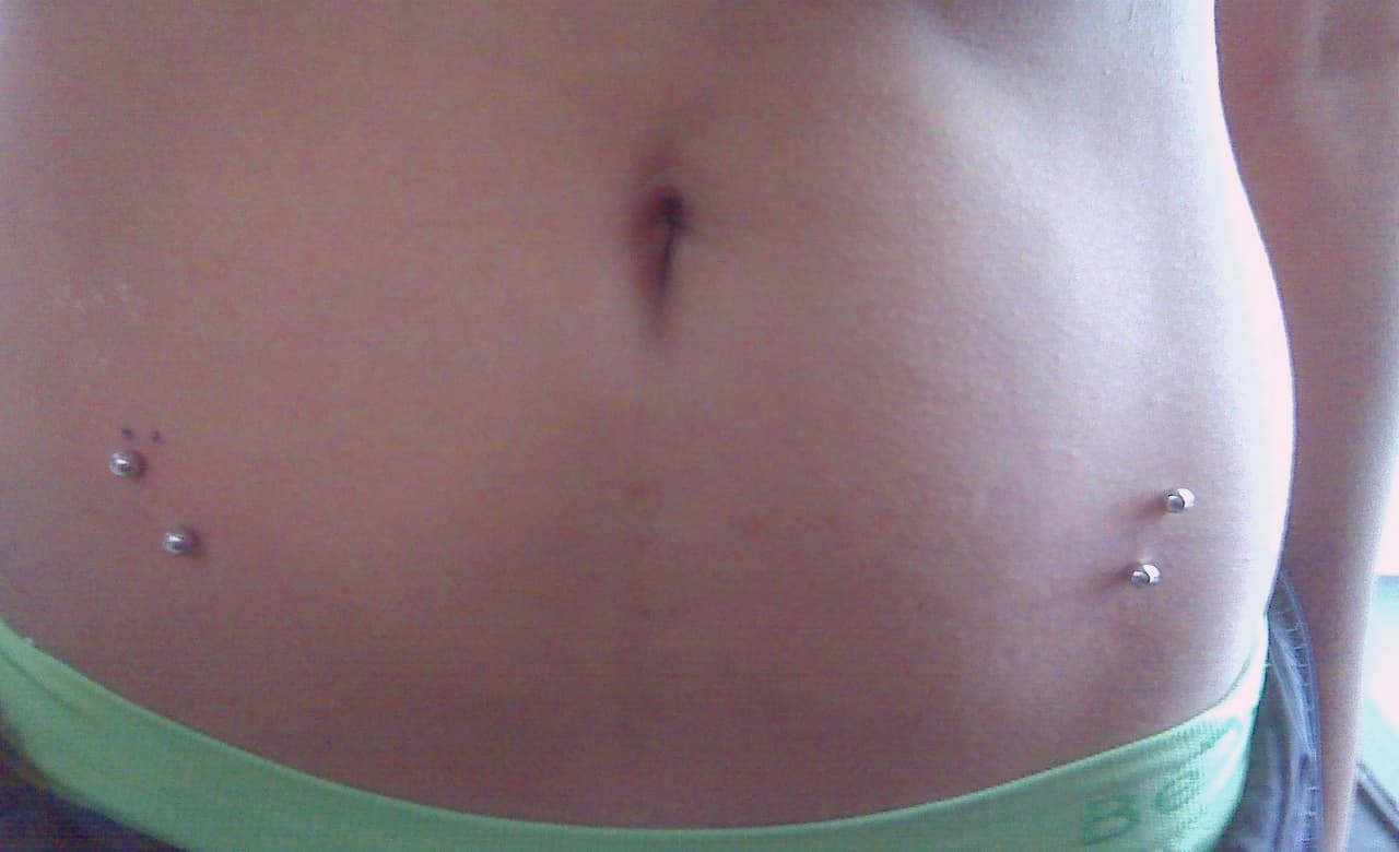 Piercings en la cadera enviados por Kare