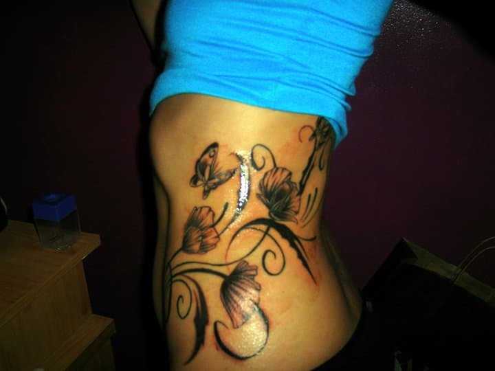 Diseños con mariposas y flores: Paqui y su tattoo
