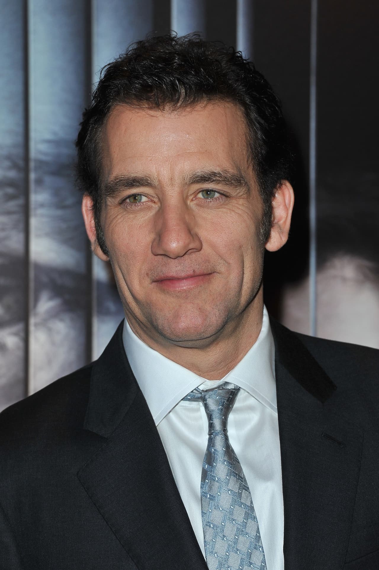 Recall: otra apuesta a Clive Owen como protagonista