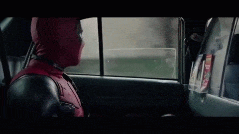 Nos sumergimos en el último tráiler de Deadpool para ver los guiños y detalles más interesantes