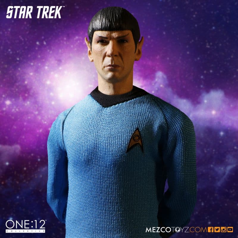 Esta figura a escala de Mr. Spock te trae "Larga vida y prosperidad"
