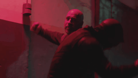 La temporada 2 de Daredevil sube la apuesta con una escena de pelea en el pasillo mejor que la anterior