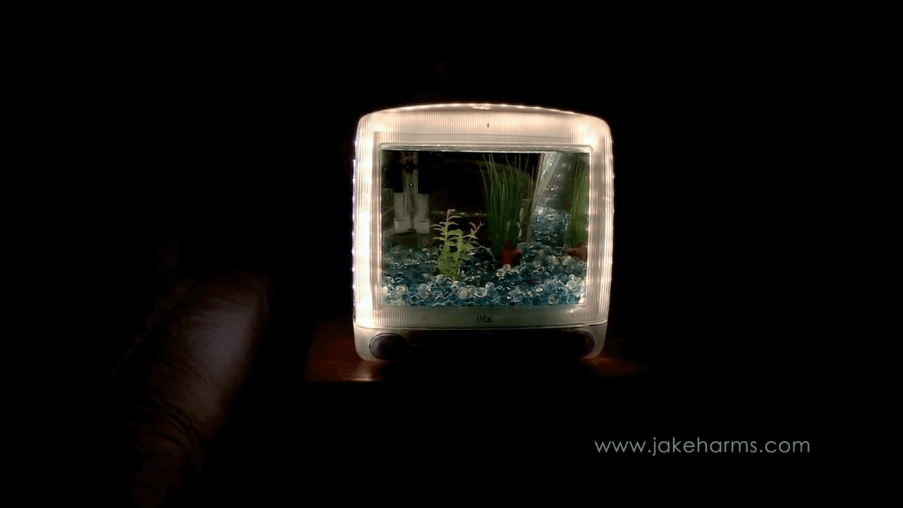 Arte retro-Tech: este artista convierte viejas computadoras iMac en hermosos acuarios que tienes que ver