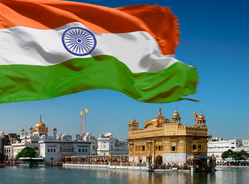 India recomienda a las turistas que no utilicen faldas