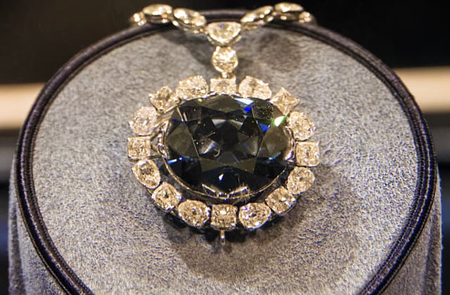 5 famosas joyas con maldiciones y leyendas, pero más que nada mucho valor