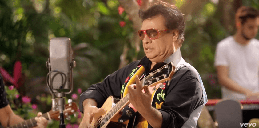 Es real: Escucha el cover de Creedence que se aventó el interesante Juan Gabriel