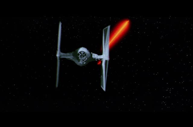 Star Wars: diferencias entre un X-wing y un TIE Fighter