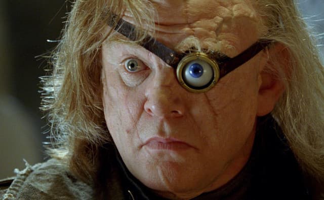 13 personajes del cine y la televisión que se las arreglan bien con un solo ojo