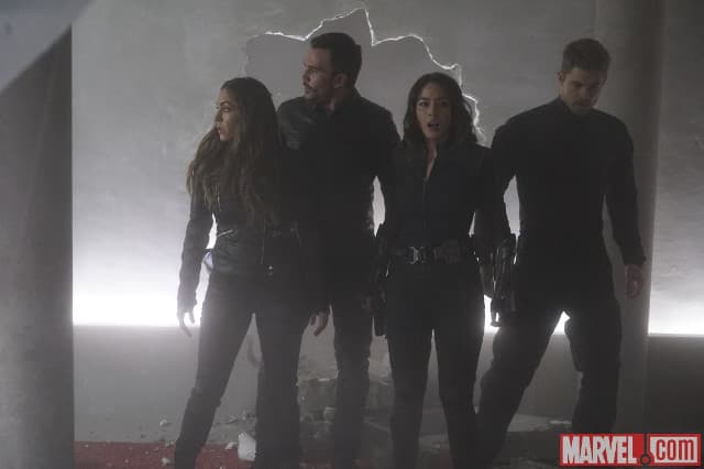 Agents of S.H.I.E.L.D: llegan dos misteriosos hermanos y un atractivo robot