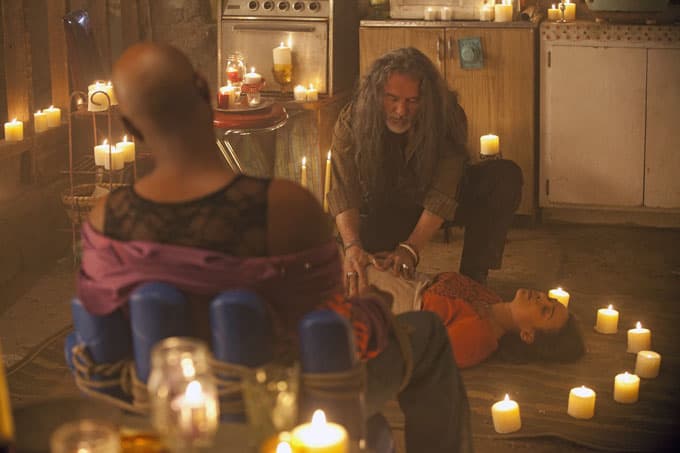 Los skinwalkers en True Blood: poderes místicos y engaños