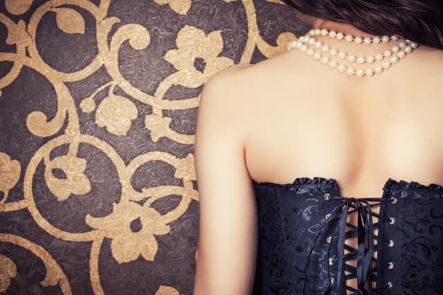 ¿Por qué las mujeres del siglo XIX se desmayaban tanto?