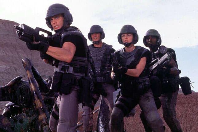 Recordamos la serie animada de Starship Troopers