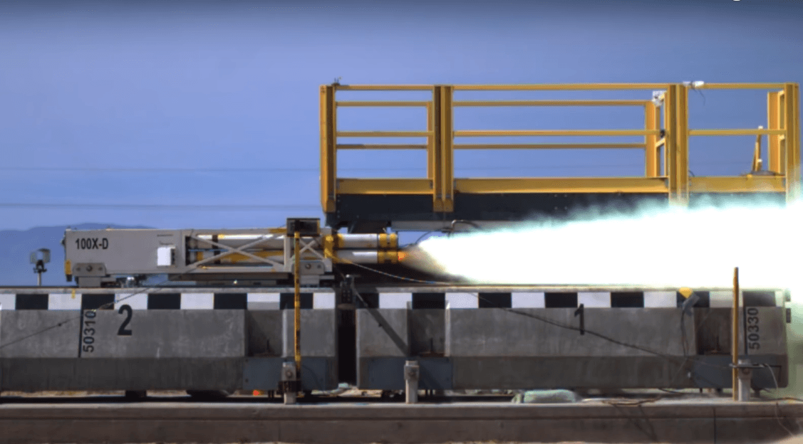 Este increíble tren de levitación magnética rompió todos los récords de velocidad y tienes que verlo