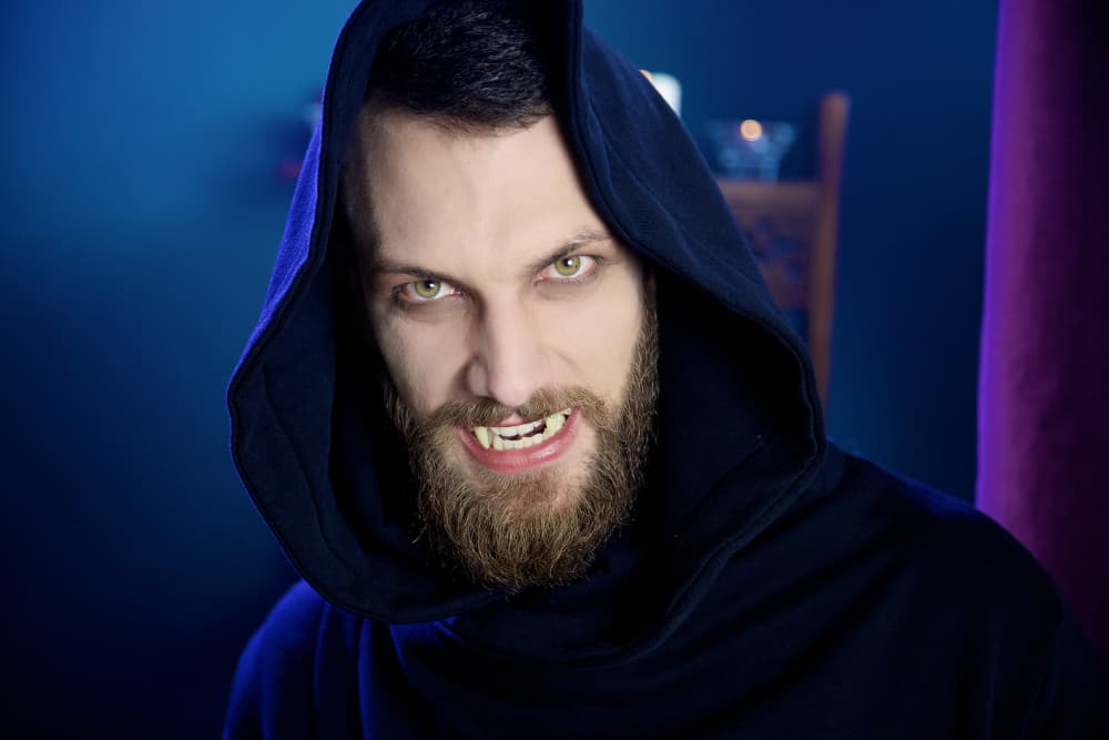 ¡Alerta! Los vampiros existen y están entre nosotros, aunque quizás no son como esperas...