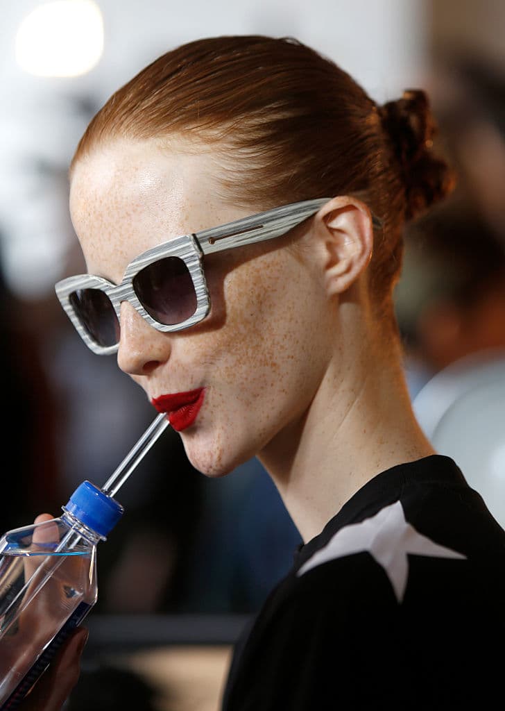 5 excelentes consejos para que mañana amanezcas sin frizz