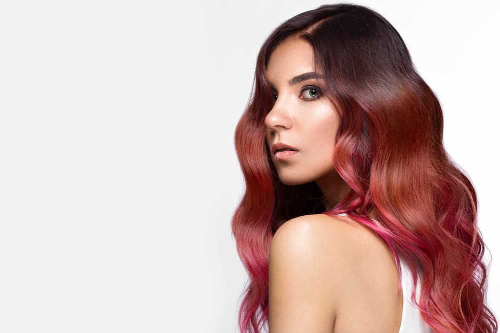 Cabello rojo ombré: el estilo más sensual para transformar una melena castaña