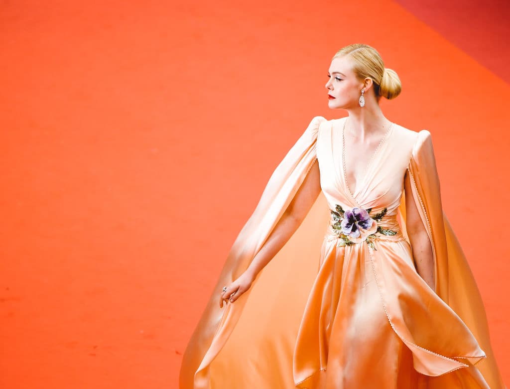 Elle Fanning y Selena Gómez compiten por ser “la mejor vestida” en Cannes ¡Juzga tú mismo!