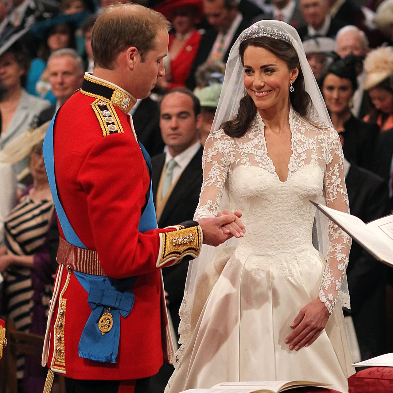 Kate Middleton se parece más a la Reina que a Lady Di, según los expertos en realeza