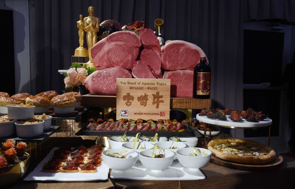 El costoso menú de los Oscar: oro comestible, huevos de codorniz y mucho, mucho más