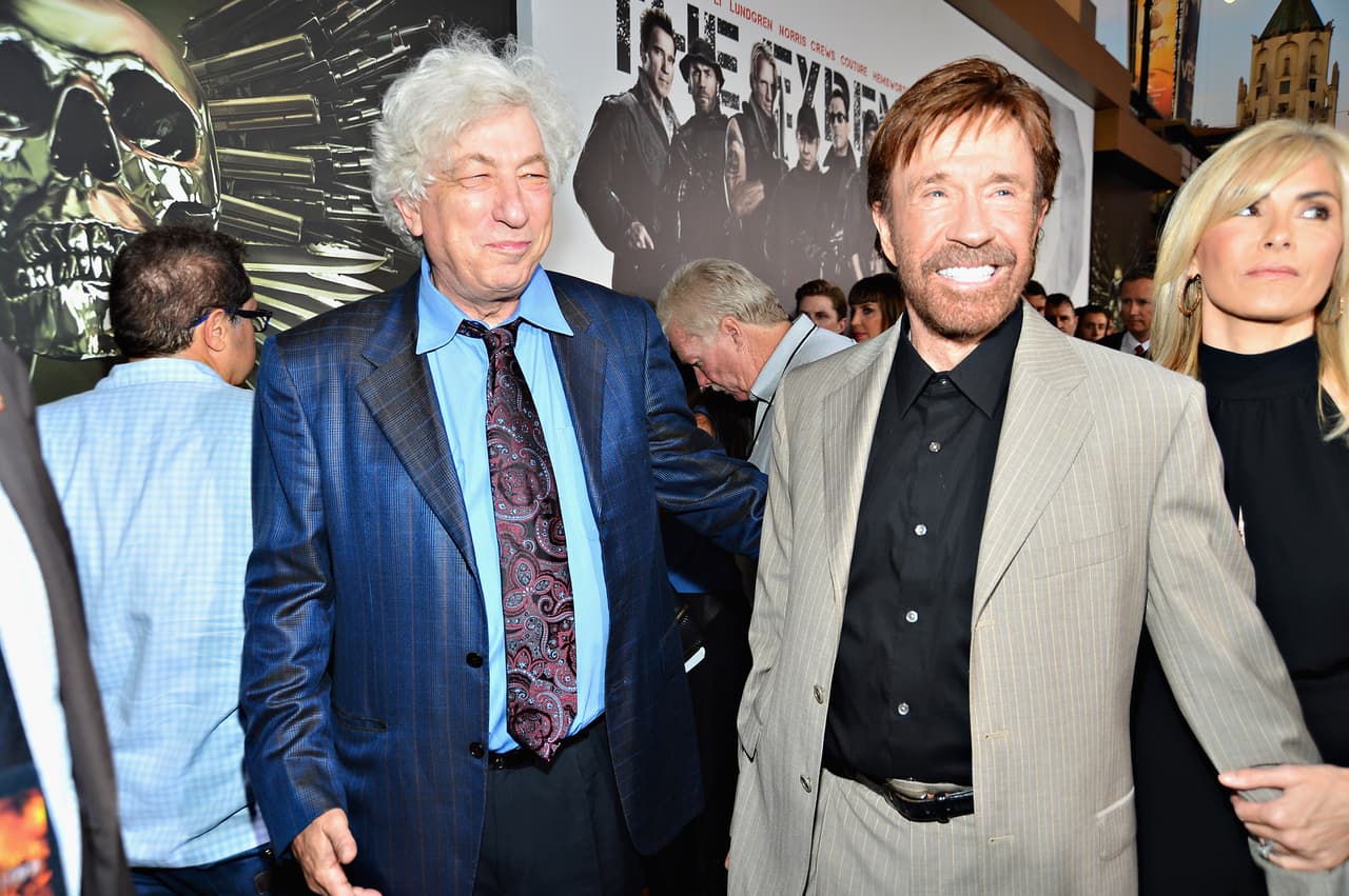 Chuck Norris demostró que es el non plus ultra del macho alfa al sobrevivir a dos infartos