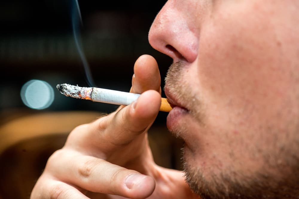 Estudio científico afirma que cada 50 cigarrillos fumados, el ADN sufre una mutación