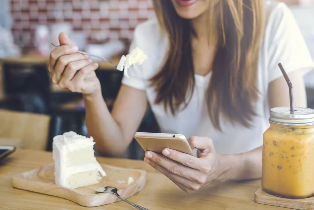 Sí, puedes seguir comiendo pizza: 10 hábitos simples que te harán adelgazar sin hacer dieta