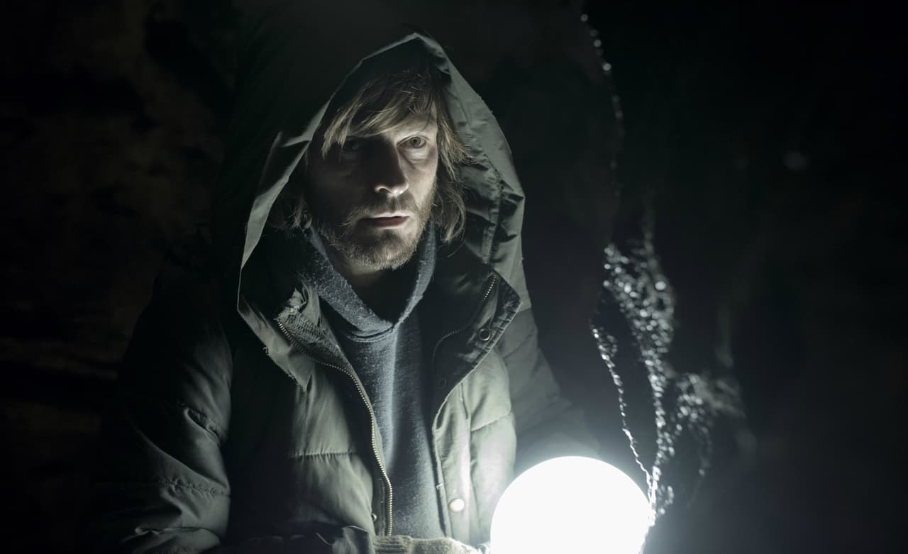 Si ya extrañas Stranger Things, Netflix tiene una nueva y oscura serie para llenar tu vacío