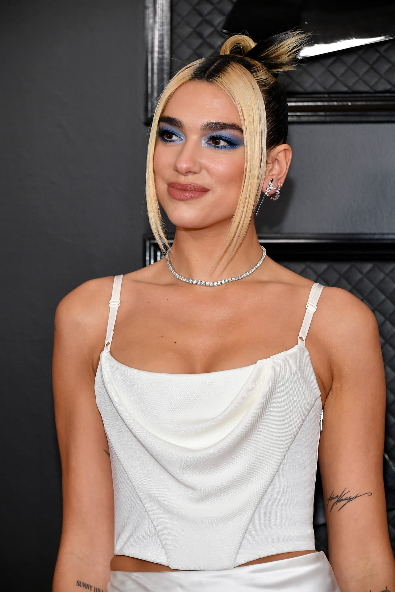 El nuevo proyecto de Dua Lipa se filtró y el Internet ya reaccionó (y no de la mejor manera)