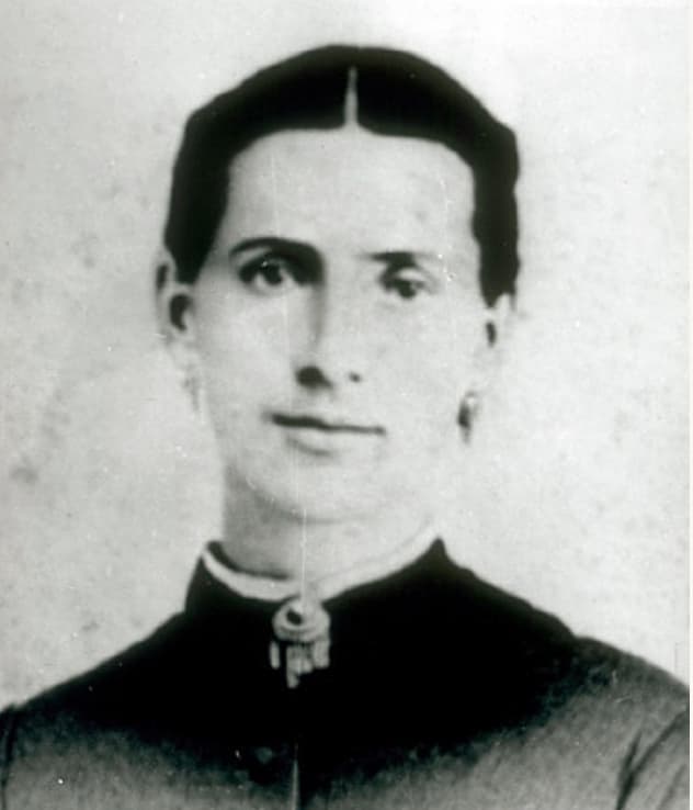 La pasión por enseñar: a mano cosió un Sistema Solar durante 7 años solo para usar en clase 