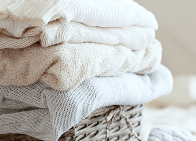 Trucos para quitar manchas de pintura de la ropa