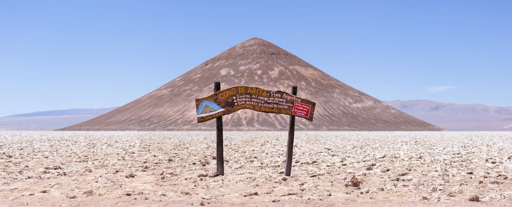 El misterio del Cono de Arita, una pirámide natural casi perfecta del norte argentino