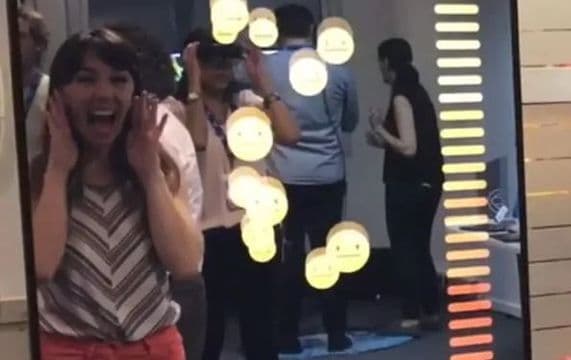 Inventan un espejo inteligente que lee las emociones