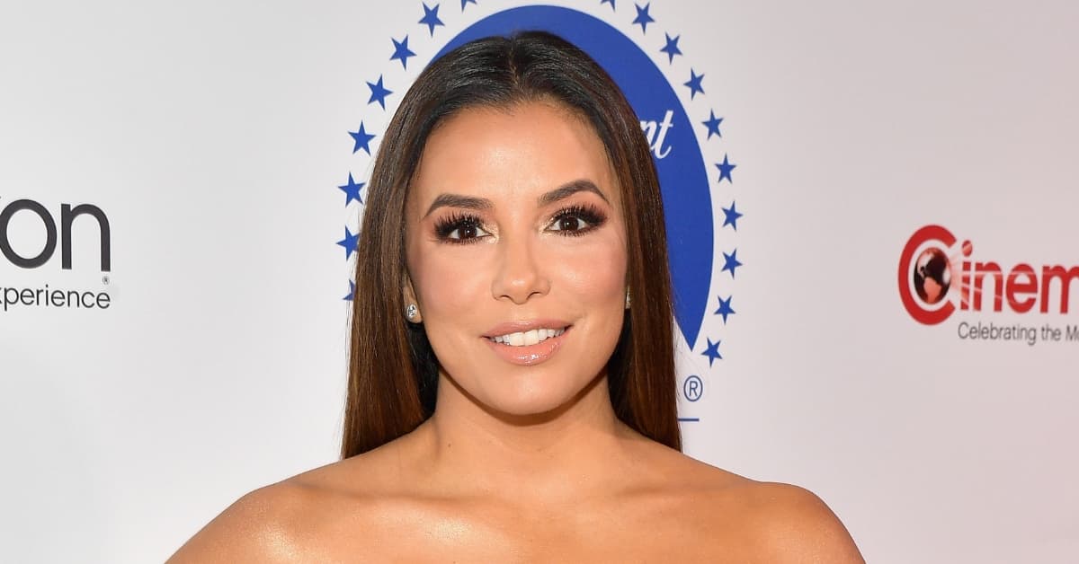 Eva Longoria lució un atuendo fabuloso y PERFECTO para los cuerpos posparto