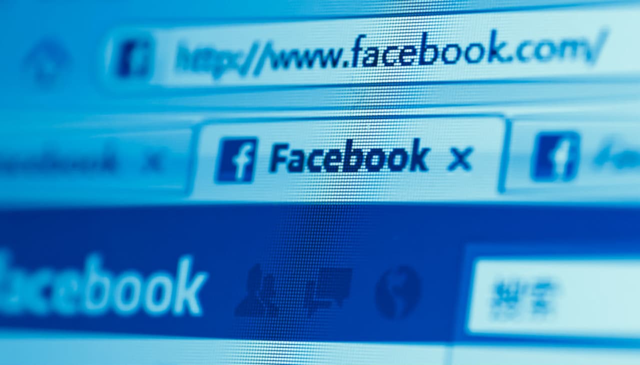 Así es como puedes evitar que estas apps escuchan tus conversaciones sin que les des permiso