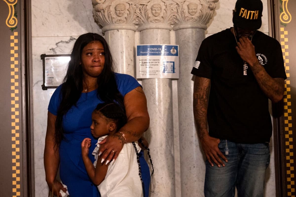 Barbra Streisand hizo un conmovedor regalo la hija de George Floyd: soltarás una lagrimita