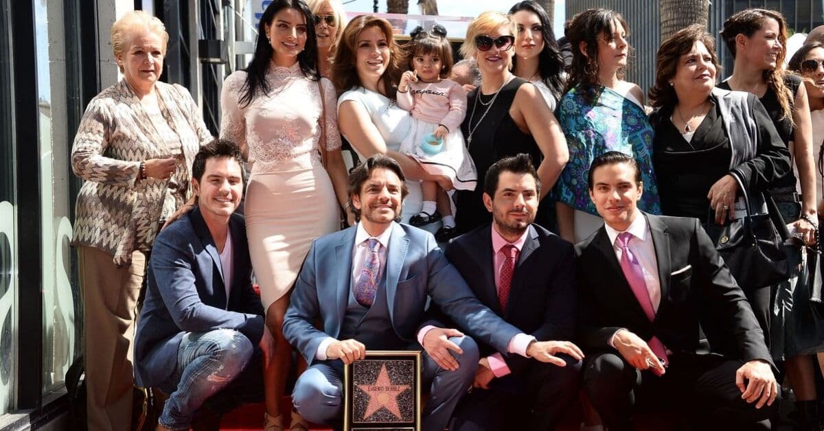 José Eduardo es el más guapo y simpático del clan Derbez y hay muchas fotos que lo demuestran