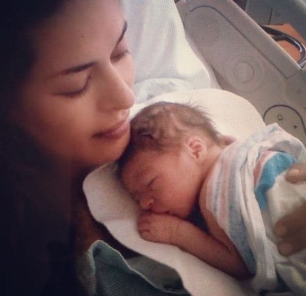 En cuanto a su vida personal, en marzo del 2012 la conductora de televisión se convirtió en madre de un varón llamado Mateo.