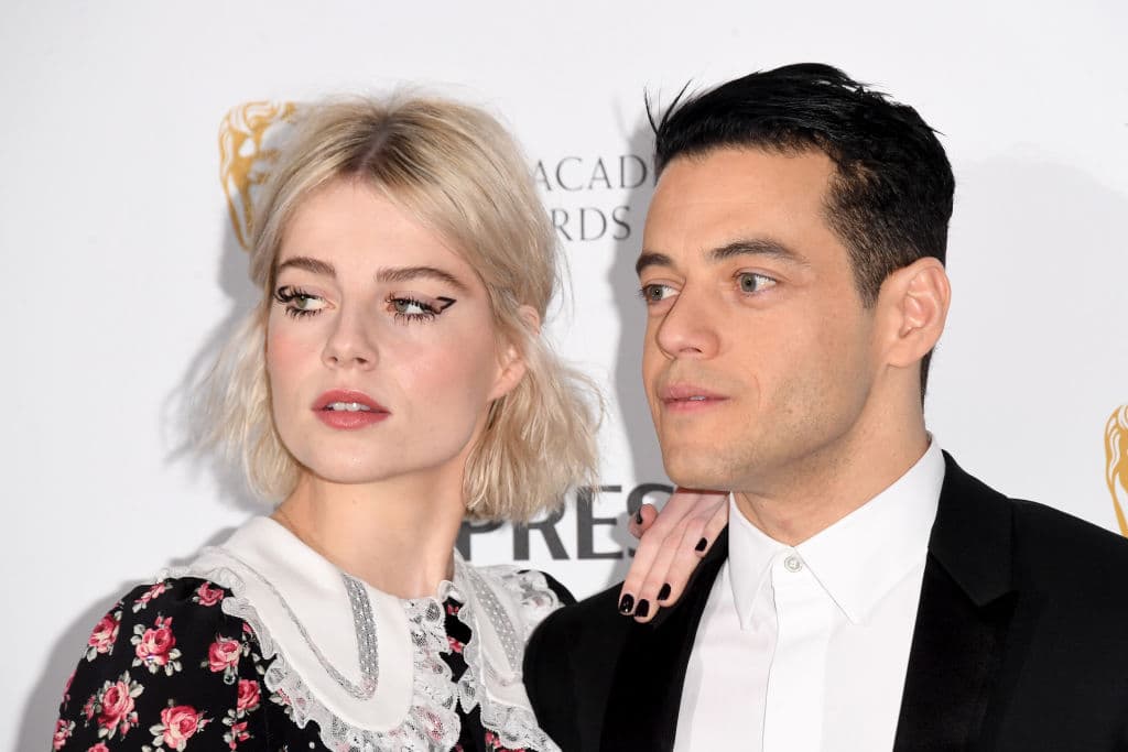 Rami Malek y Lucy Boynton lo hicieron de nuevo: combinaron sus atuendos en los Premios Oscar