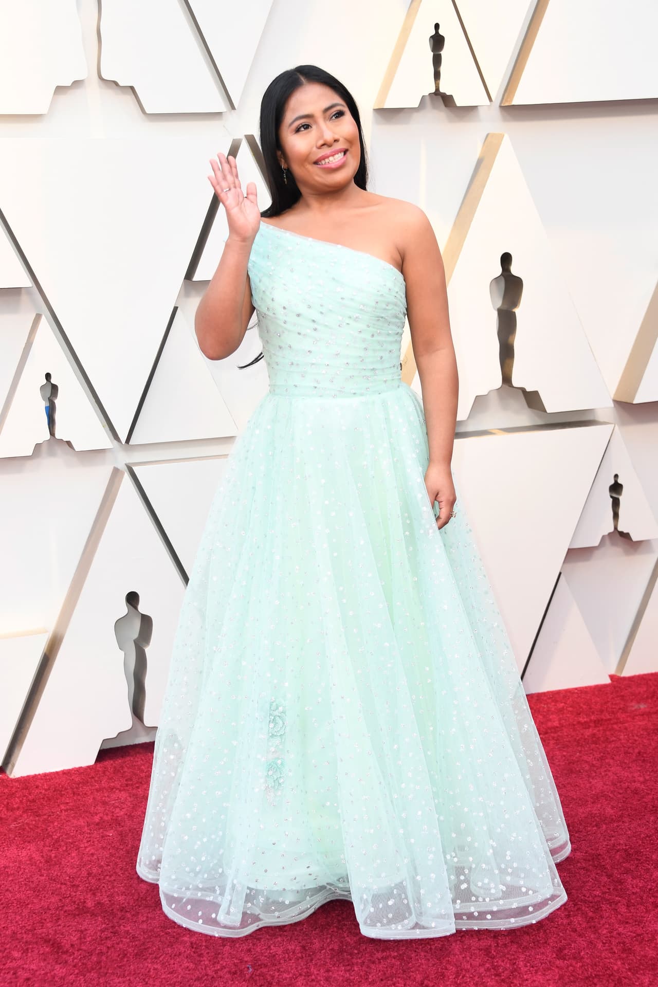 Yalitza Aparicio fue a los Oscar con la persona más importante de su vida y no lo notaste