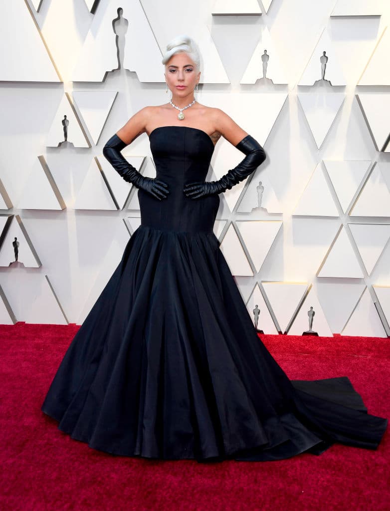 El vestido de Lady Gaga ya se lo vimos a una villana de Disney, ¡y recién nos damos cuenta!