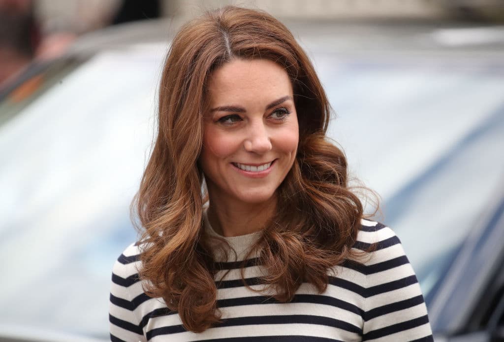 Puedes conseguir este look de Kate Middleton por menos de 260 dólares