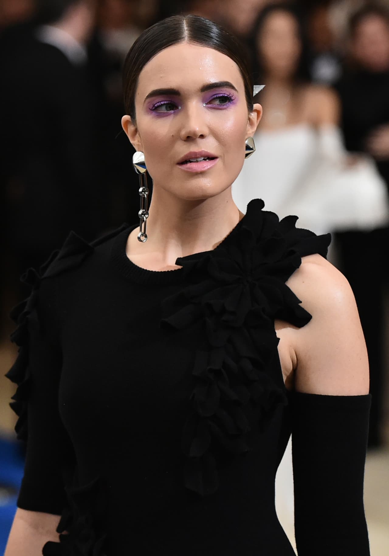 Aretes asimétricos, la nueva moda de las famosas que deberíamos adoptar