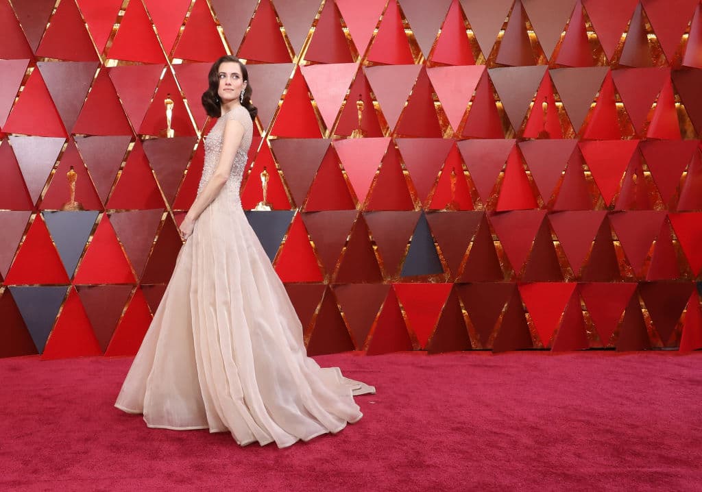 El vestido de Allison Williams en los Oscar se robó todas las miradas: mira los detalles