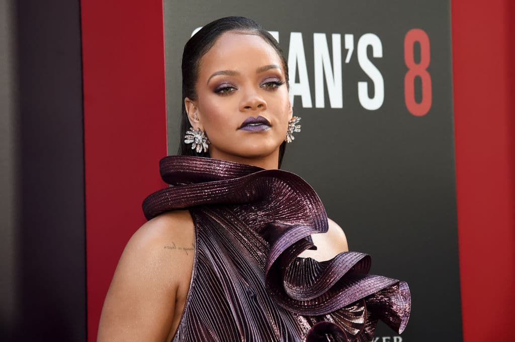 Rihanna confirma (una vez más) que es una REINA en esta glamurosa revista