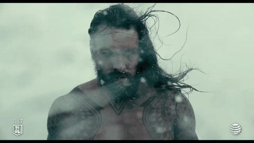 Liga de la Justicia: conozcamos a Aquaman más en profundidad (¡ja!) en este nuevo clip