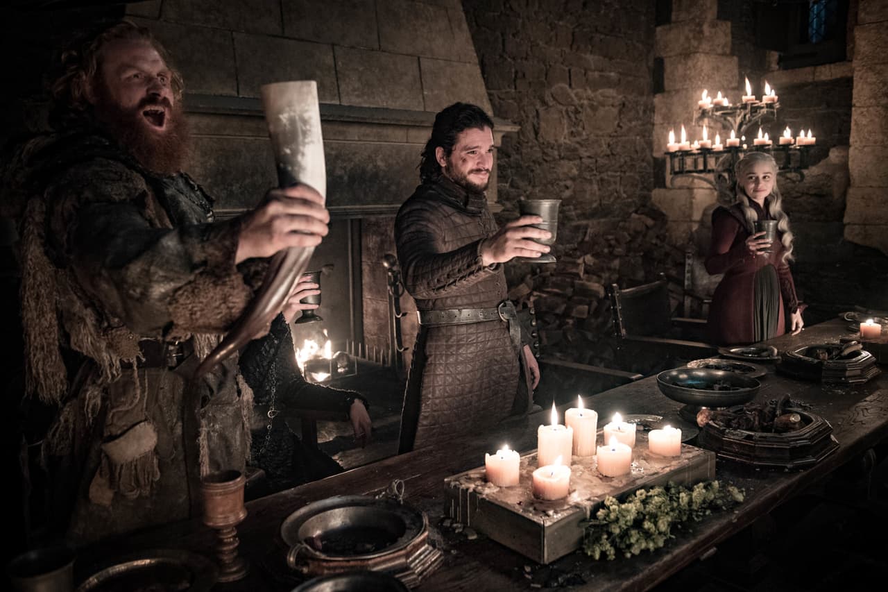 Descubrimos al culpable del café de Starbucks en 'Game of Thrones' y HBO dio explicaciones