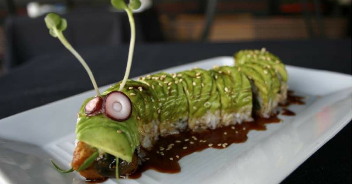 ¿Sushi? Podrías terminar como él, con el estómago lleno de lombrices