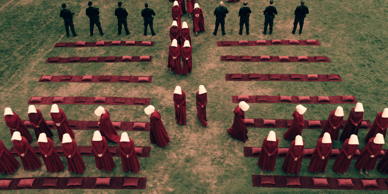 Pusieron a la venta un disfraz «sexy» de The Handmaid´s Tale y el público no lo dejó pasar