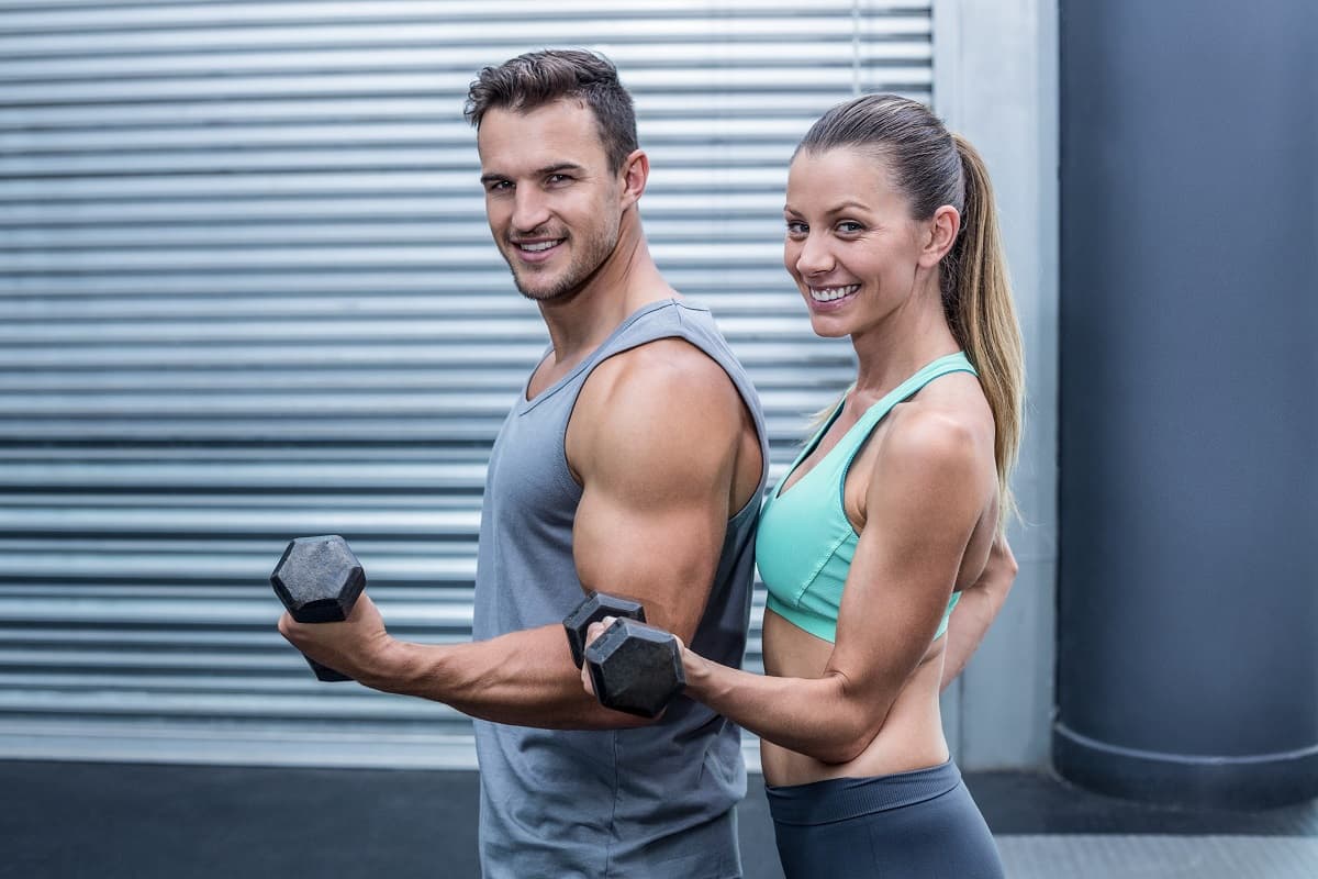 Estos hábitos no te permiten generar músculo y no tiene nada que ver con las pesas